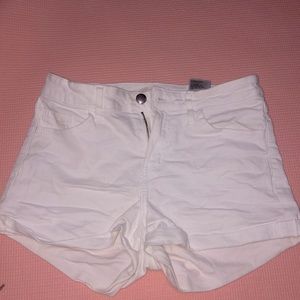 h&m white size 2 shorts
